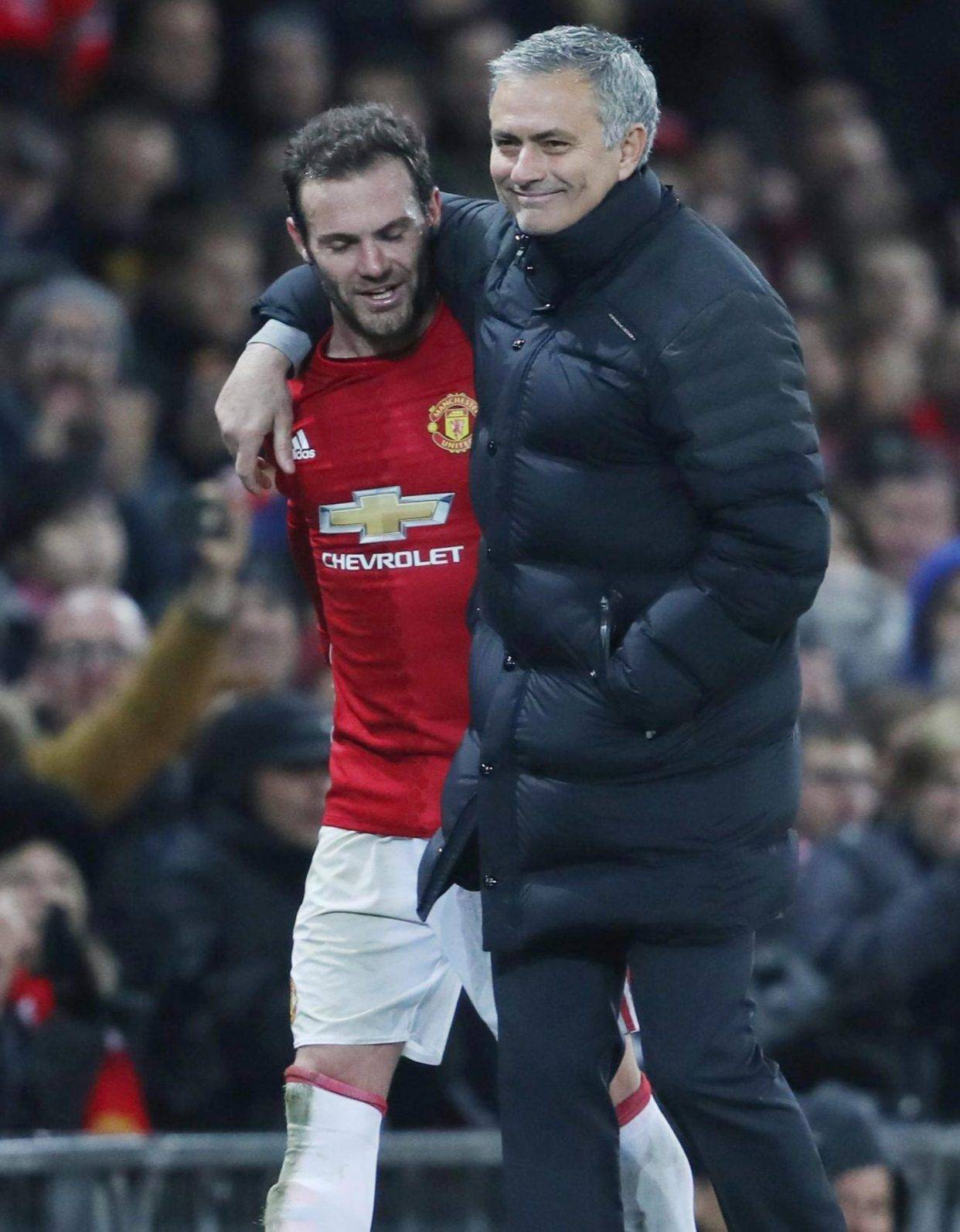 乐鱼体育官网包含转折点尤文图斯再遭质疑，社区盾赛前攻防权衡，引发热议，训练强度明显提升的词条