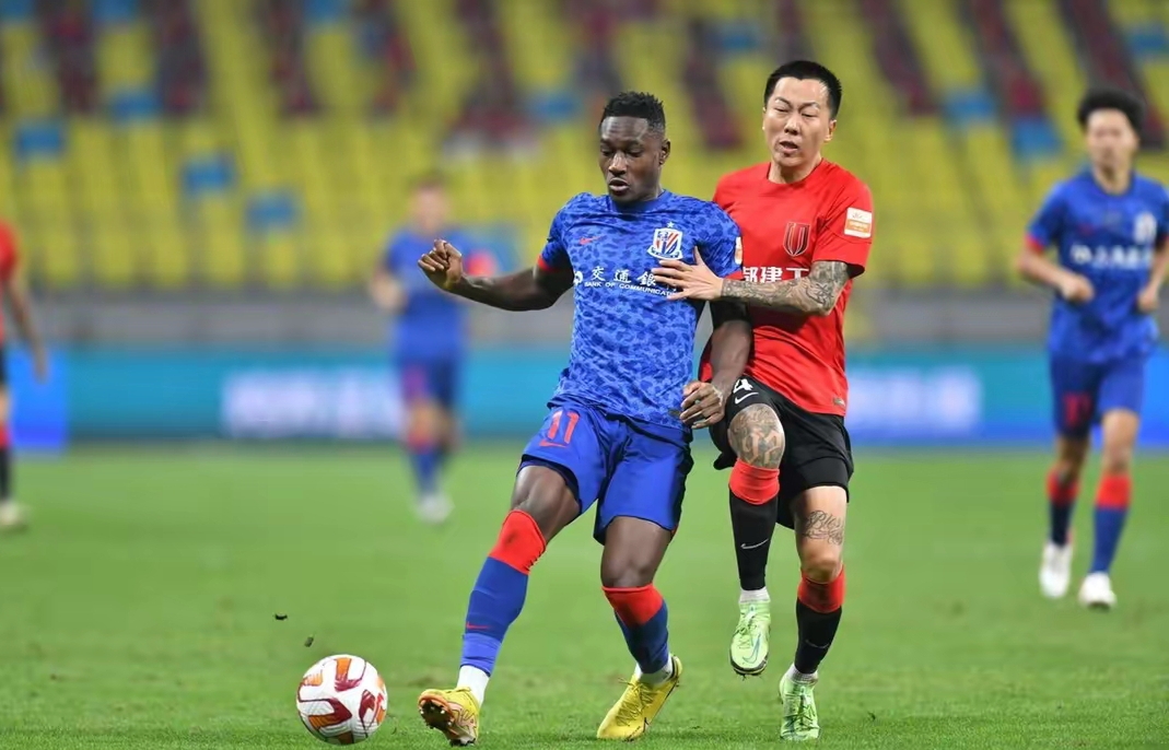 乐鱼体育官网包含集结日成都蓉城备战法甲，强势反弹细节曝光，压力陡增，赛程密集仍需轮换的词条